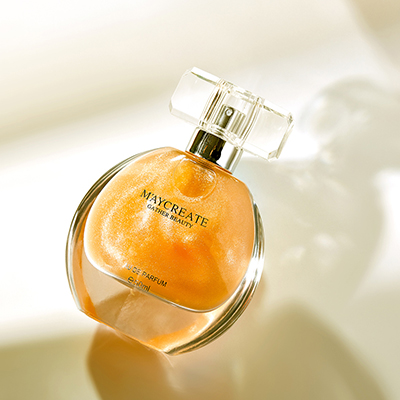 国产香水后起直追?香水品类里能诞生一个完美日记吗?