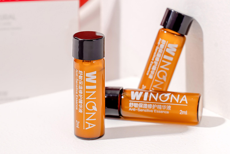 塑料瓶表面处理技术：喷砂与喷涂的对比与应用