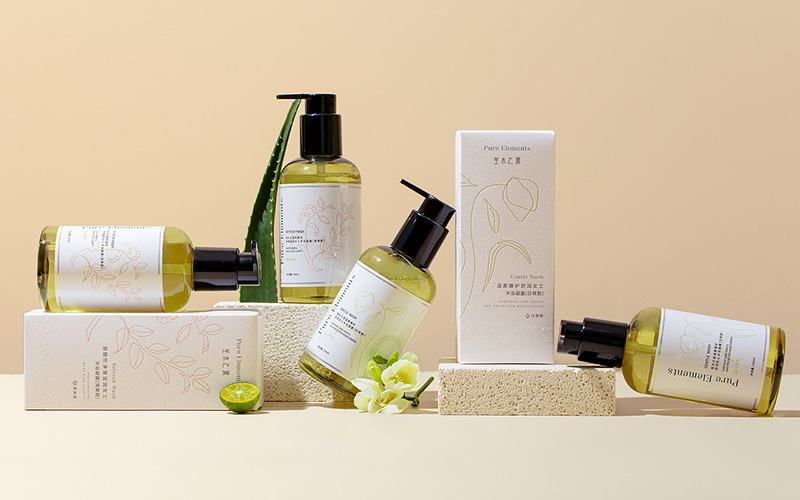 打动年轻人的塑料瓶设计新趋势:功能、美学与科技的融合 打动年轻人的塑料瓶设计新趋势:功能、美学与科技的融合